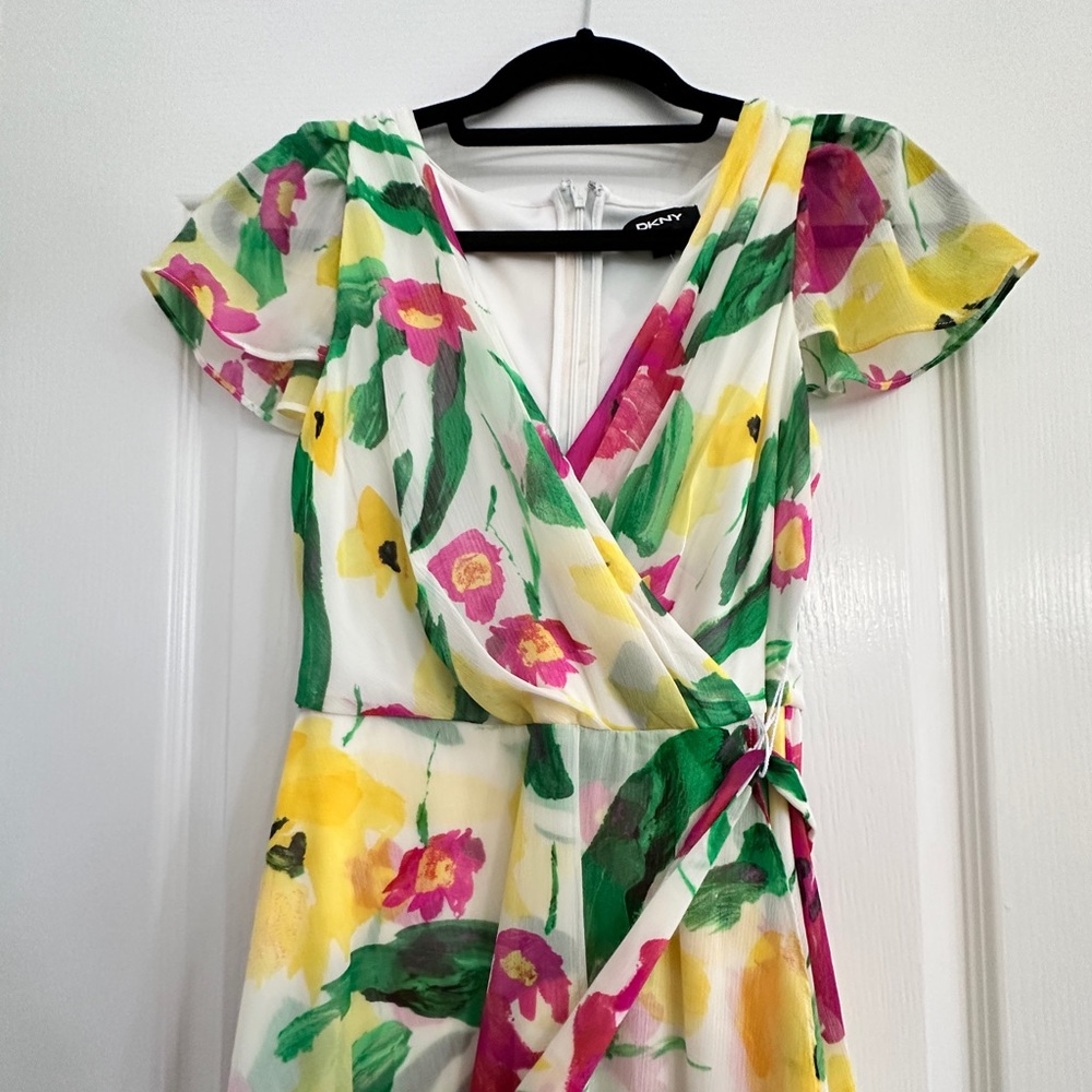 DKNY Garden Party Size 4 Dress